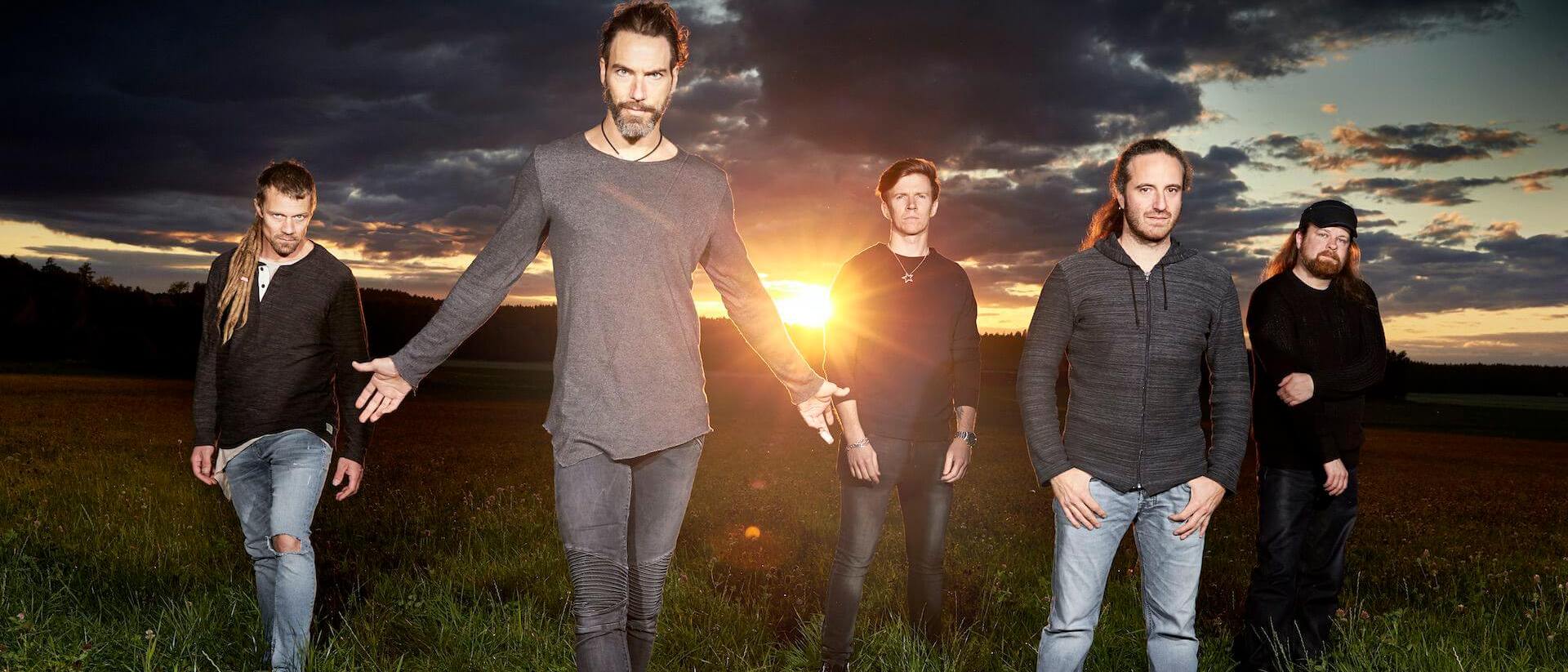 Йохан Халлгрен возвращается